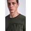 Ref.-18874---t-shirt-malha-road-pocket-verde----detalhe