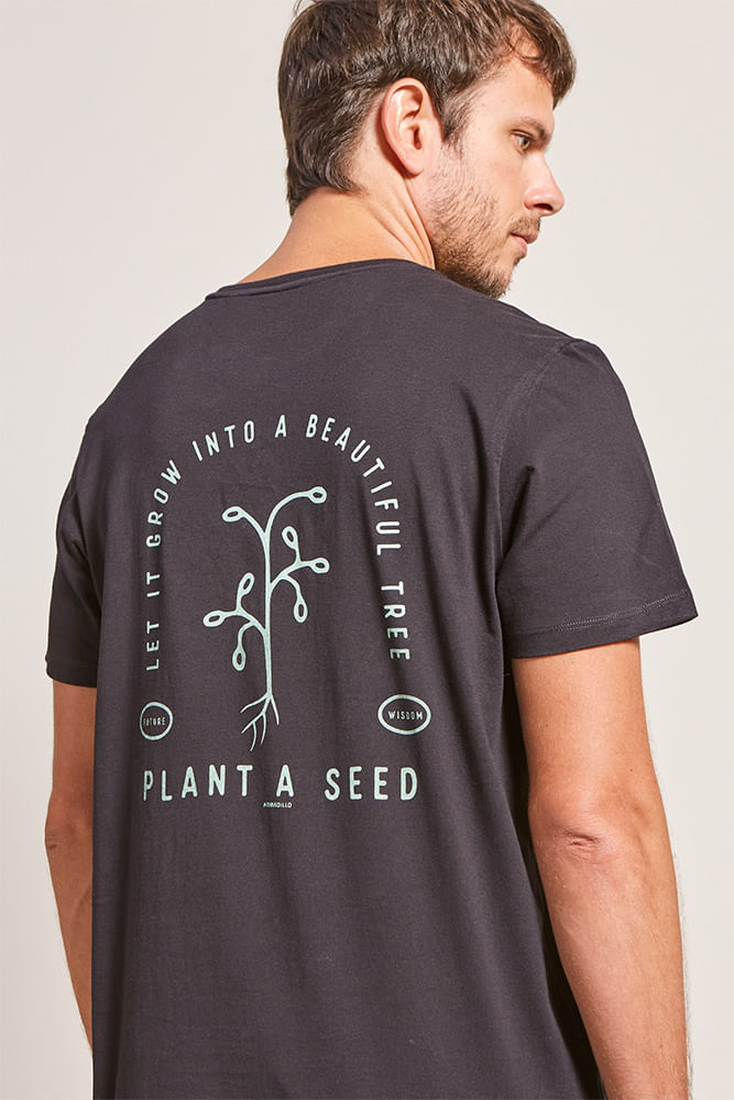 t-shirt-plant-a-seed-preto--detalhe-costas--2