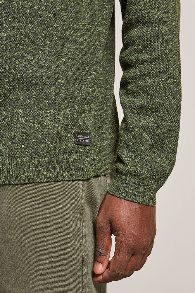 9386---tricot-pontilhado-verde--detalhe-patch-