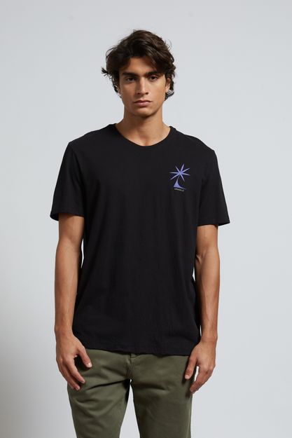 21824---T-shirt-Bons-Ventos---Preto--1-