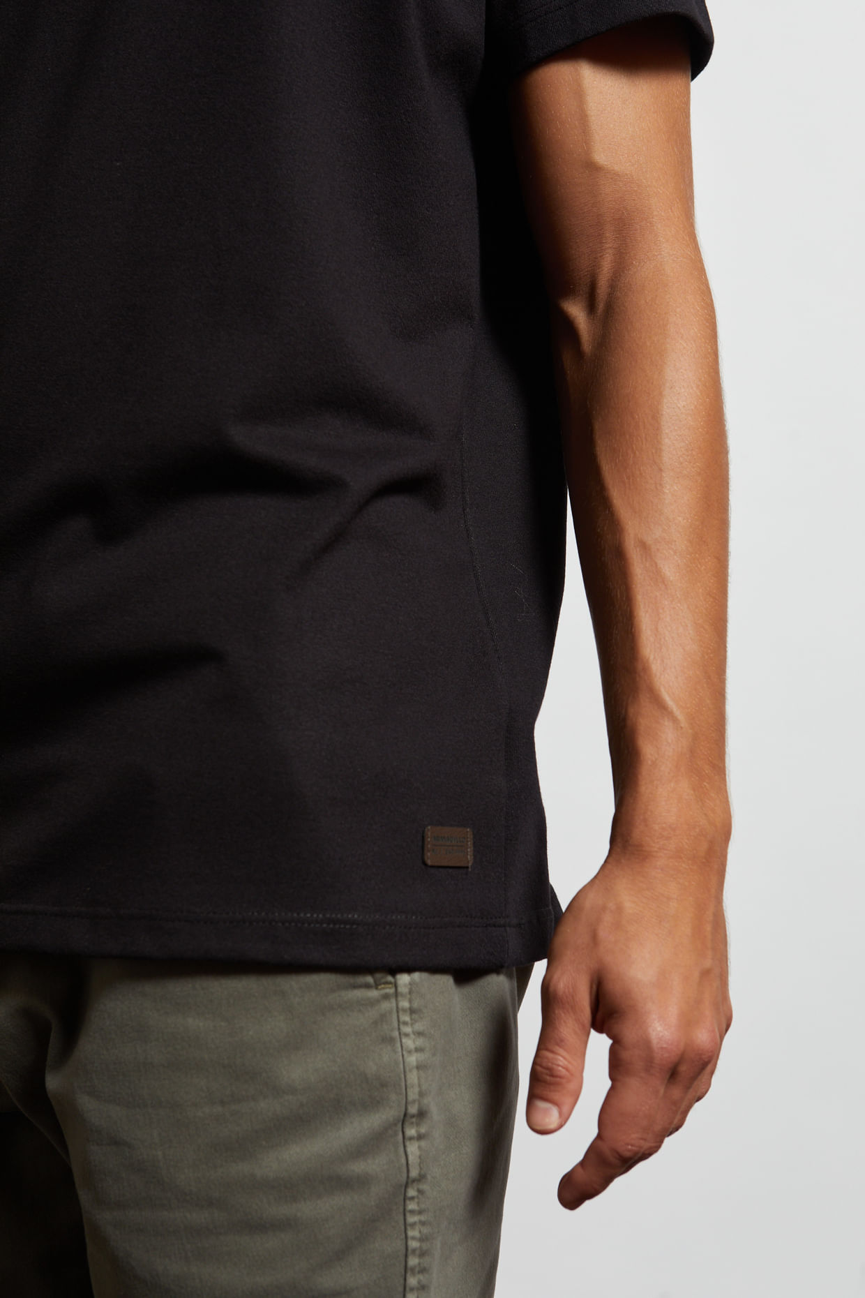 T-SHIRT-CREPE-126-Armadillo
