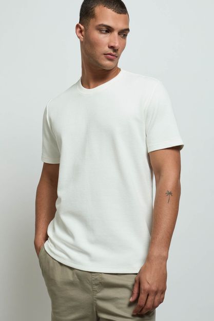 T-shirt-mc-texture-basic-off-white--4-