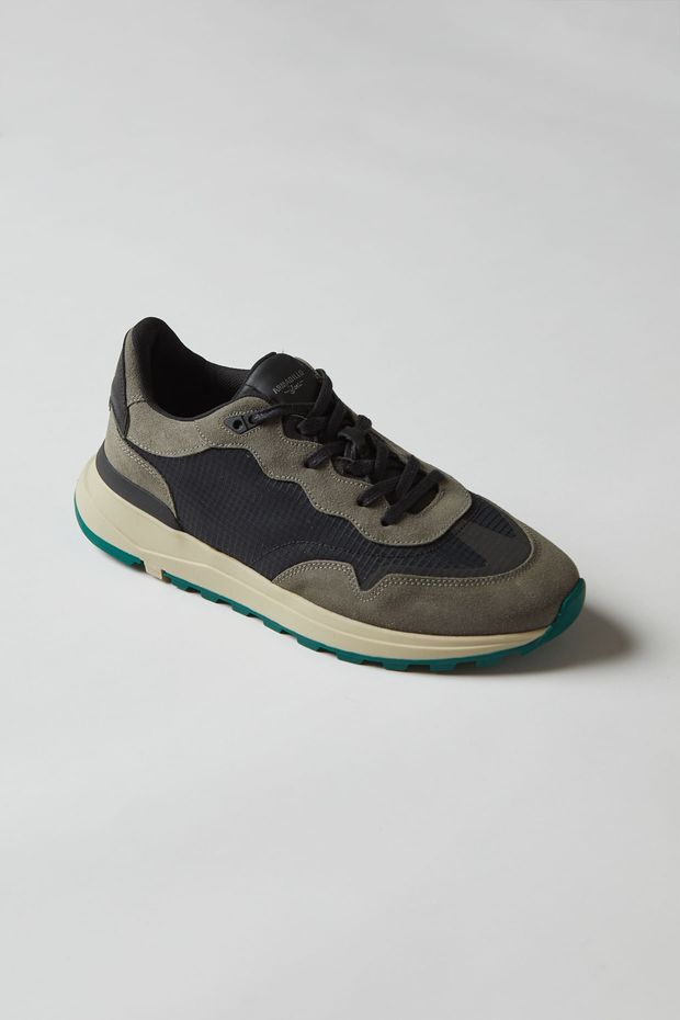 11_07_25_ARM_STILL_FB-DV0371