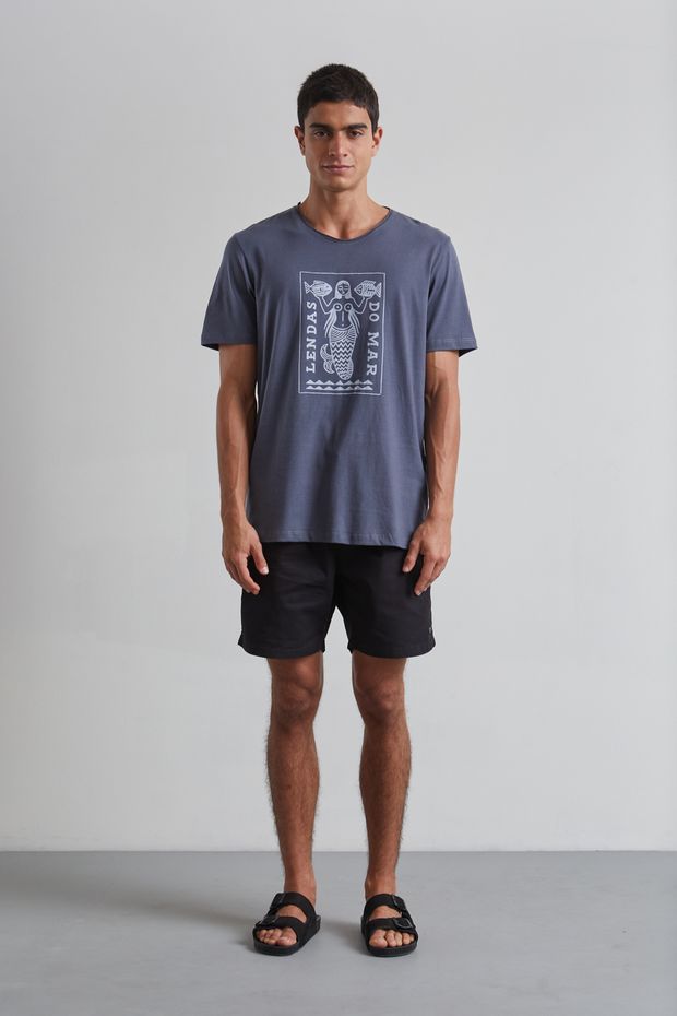 24_10_ARM_NOVO_ECOMM_FB-DV7719_t-shirt-mc-lendas-do-mar-chumbo---BAZAR