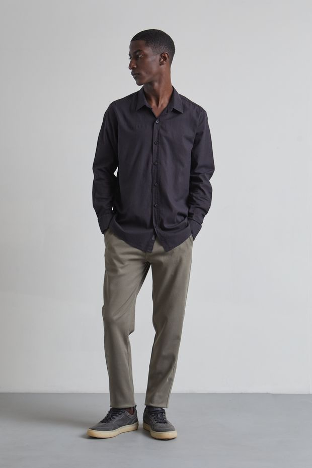 24_10_ARM_NOVO_ECOMM_FB-DV8250_camisa-cross-mare-preta-e-calca-nevada-verde