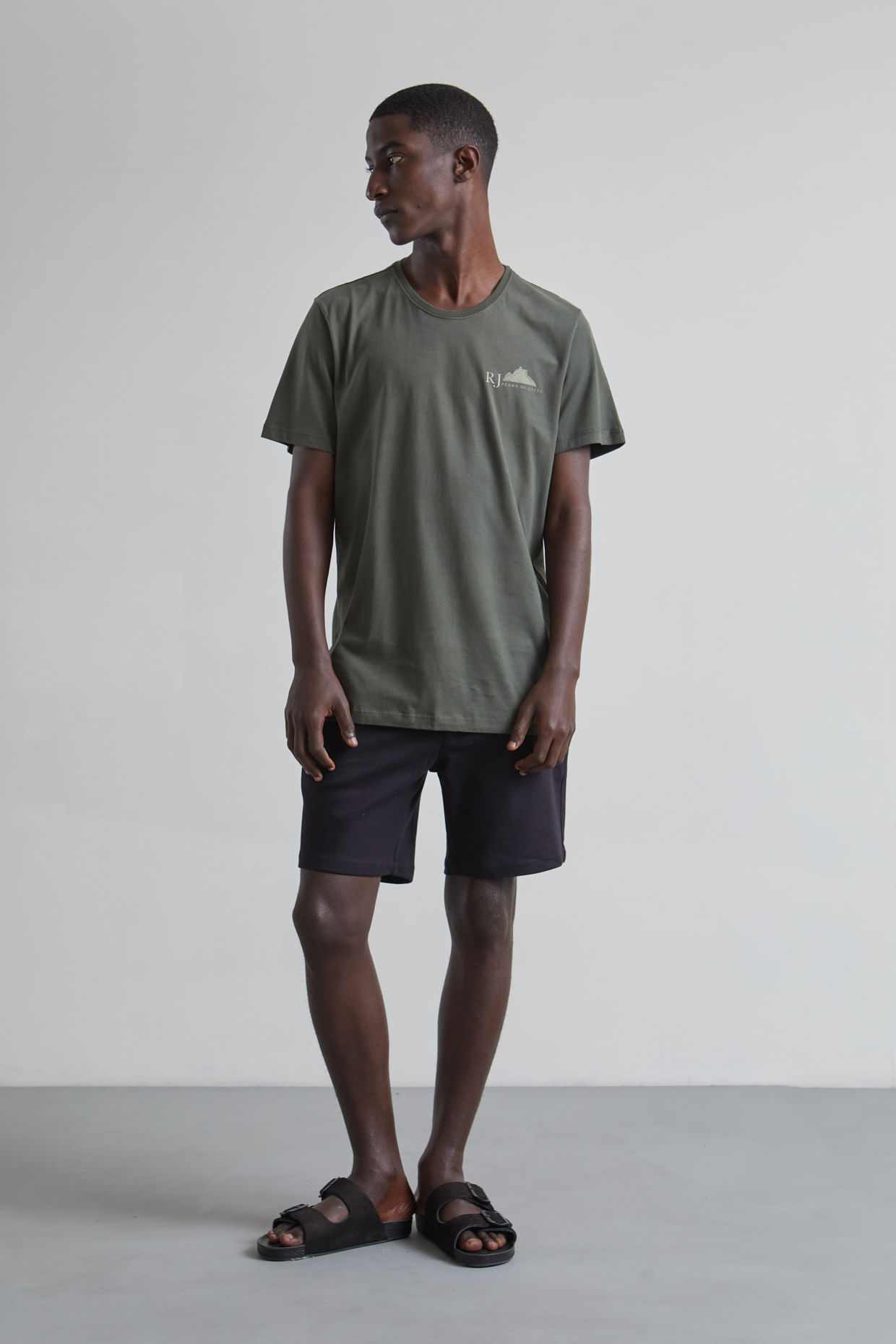 Caqui em Roupas – armadillo