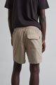 22_10_ARM_NOVO_ECOMM_FB-DV4991_SHORT-URBAN-EASY