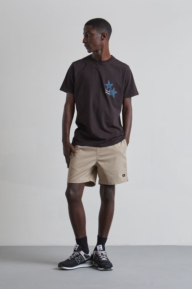 22_10_ARM_NOVO_ECOMM_FB-DV4943_T-SHIRT-STARFISH-E-SHORT-URBAN-EASY