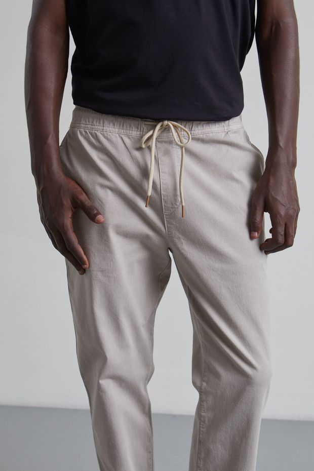 23_10_ARM_NOVO_ECOMM_FB-DV6725_CALCA-OASIS-CAQUI