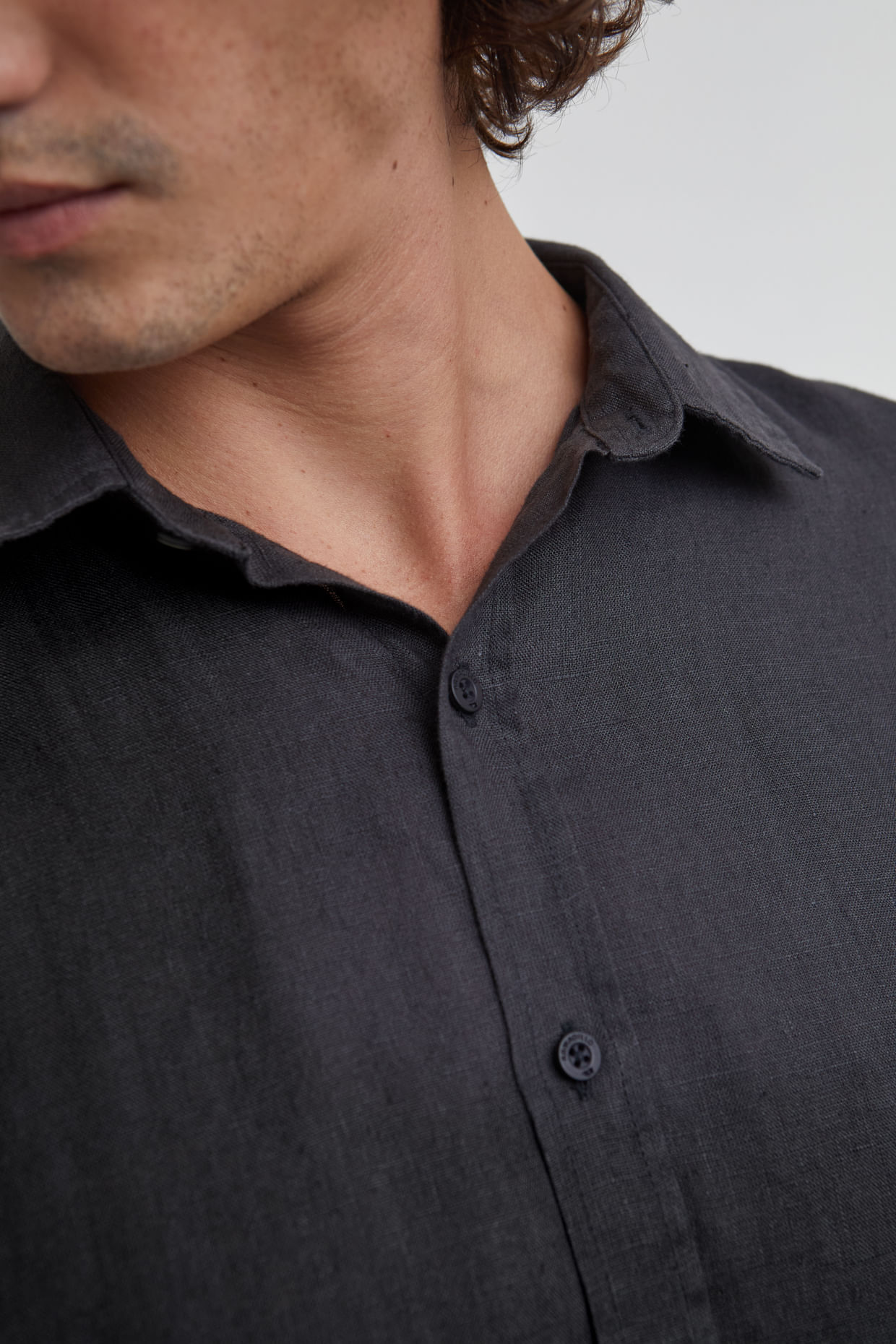 CAMISA-ML-CAPRI-OFF-BLACK_0-4