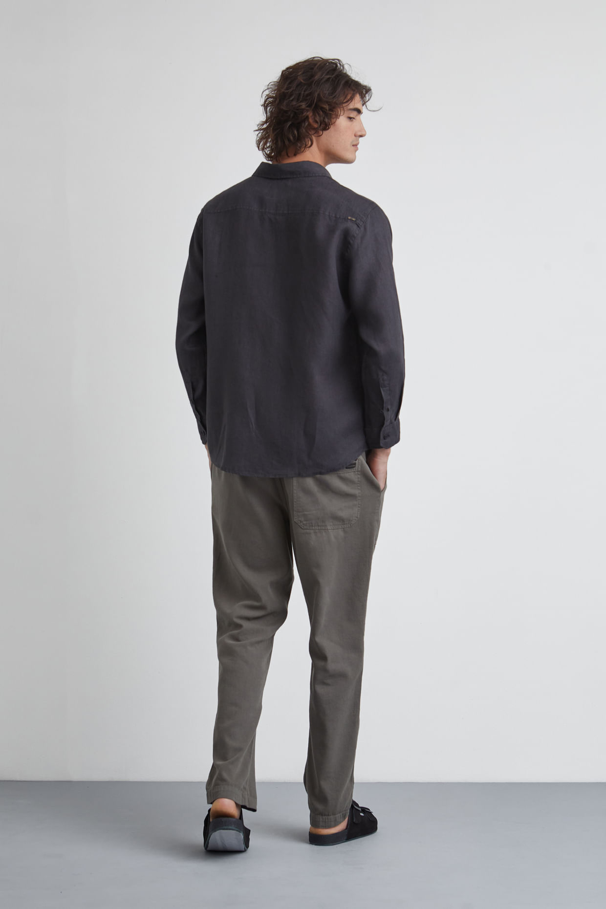 CAMISA-ML-CAPRI-OFF-BLACK_0-1