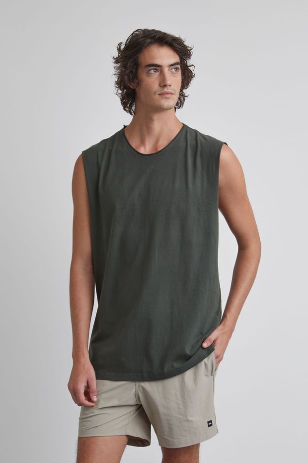 REGATA-PRAINHA-MILITAR-E-SHORT-CAPRI-CHINO_0-3